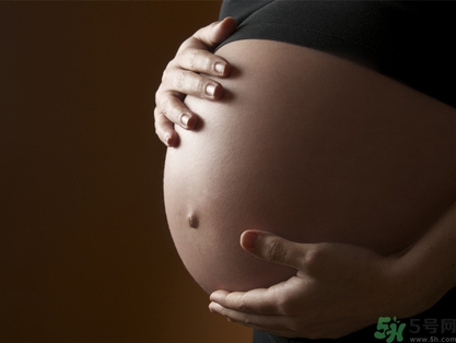 胎動(dòng)頻繁正常嗎?胎動(dòng)頻繁是什么原因？