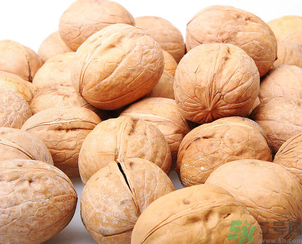 干核桃可以保存多久？干核桃能放多久？