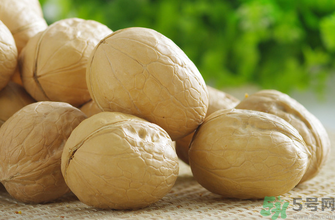 核桃放久了還能吃嗎？核桃放時(shí)間長了還能吃嗎？