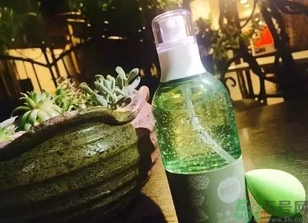 相宜本草爆爆水好用嗎?相宜本草野果狠保濕晶露水怎么樣? 相宜本草爆爆水好用嗎?相宜本草野果狠保濕晶露水怎么樣?