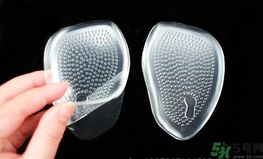 高跟鞋穿襪子太滑了怎么辦?穿絲襪鞋子打滑怎么辦? 高跟鞋穿襪子太滑了怎么辦?穿絲襪鞋子打滑怎么辦?