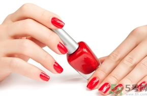 秋天涂什么顏色指甲油好看?秋天涂什么樣的指甲油? 秋天涂什么顏色指甲油好看?秋天涂什么樣的指甲油?