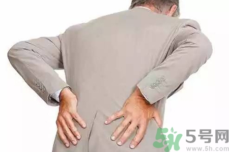 后背刺痛是怎么回事？后背刺痛是怎么辦？