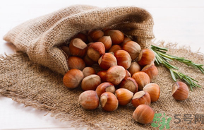 板栗發(fā)霉了還能吃嗎？煮熟的板栗發(fā)霉了還能吃嗎？