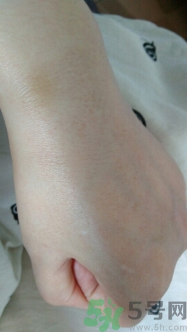 相宜本草紅石榴素顏霜怎么樣? 相宜本草紅石榴素顏霜怎么樣?