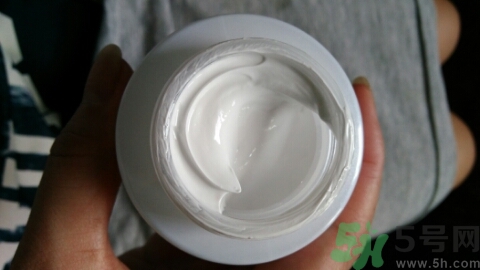 相宜本草紅石榴素顏霜怎么樣? 相宜本草紅石榴素顏霜怎么樣?