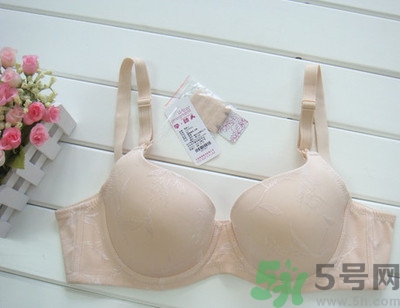 哺乳文胸帶鋼圈的好還是不帶好？哺乳內(nèi)衣怎么洗