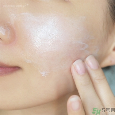 芭妮蘭夢(mèng)幻婚禮素顏霜怎么用？芭妮蘭素顏霜使用方法