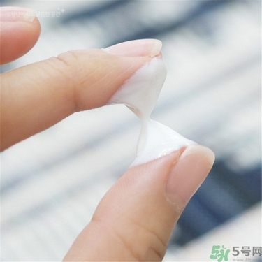 芭妮蘭夢(mèng)幻婚禮素顏霜怎么用？芭妮蘭素顏霜使用方法