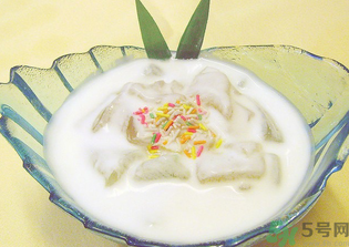 柿子和酸奶能一起吃嗎？柿子和酸奶能一起吃會中毒嗎？