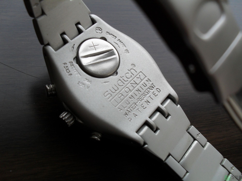 swatch手表電池怎么換?swatch手表電池更換方法 swatch手表電池怎么換?swatch手表電池更換方法