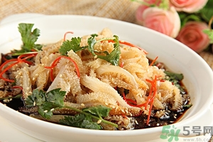 牛百葉的營養(yǎng)價值 牛百葉的功效與作用 牛百葉的營養(yǎng)價值 牛百葉的功效與作用