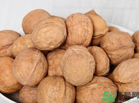 帶殼核桃能放多久？帶殼核桃保質(zhì)期