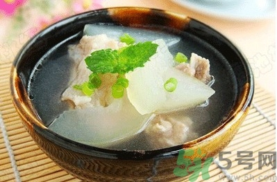 入秋喝什么湯最好？秋季養(yǎng)生湯有哪些？