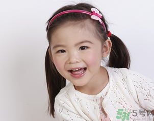 小孩能吃柿子嗎？小孩吃柿子好不好？