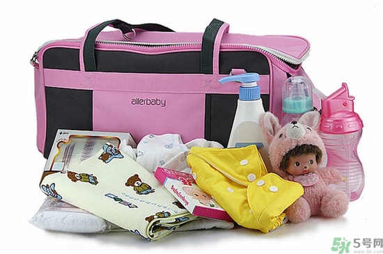 媽媽包哪個(gè)牌子好？媽媽包里面裝什么必備