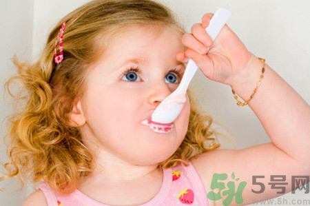 保嬰丹怎么服用？保嬰丹可以放在奶粉里喝嗎？