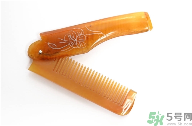 愛掉頭發(fā)用什么梳子好?哪種梳子不容易掉頭發(fā) 愛掉頭發(fā)用什么梳子好?哪種梳子不容易掉頭發(fā)