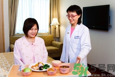 產(chǎn)后如何恢復(fù)身材？產(chǎn)后如何坐月子？