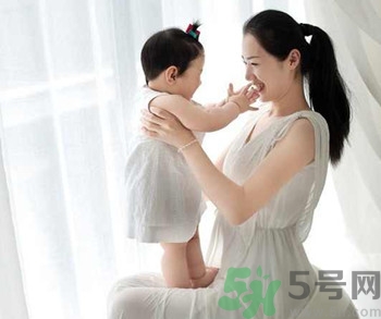 吸乳器怎么用？吸乳器手動好還是電動好？