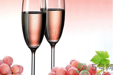 葡萄酒過期還能喝嗎？葡萄酒過期喝了好嗎？