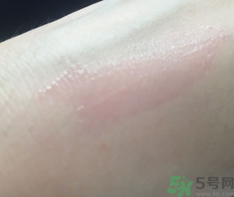 雅詩蘭黛真我光采輕透潤唇蜜怎么樣?好用嗎? 雅詩蘭黛真我光采輕透潤唇蜜怎么樣?好用嗎?