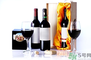 葡萄酒不能和什么一起吃？葡萄酒和什么食物相克？