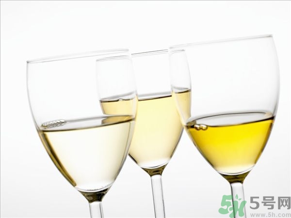 葡萄酒不能和什么一起吃？葡萄酒和什么食物相克？