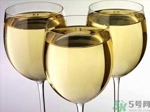 葡萄酒不能和什么一起吃？葡萄酒和什么食物相克？