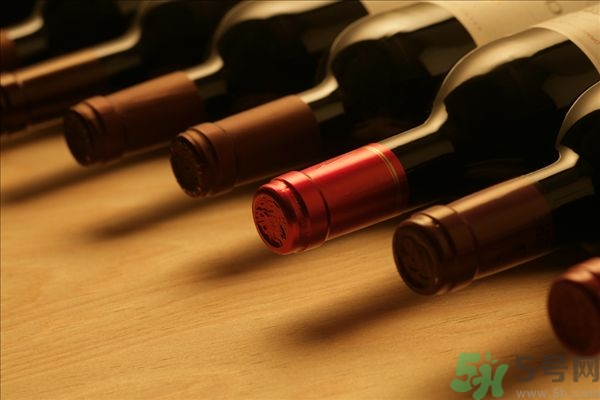 紅酒是葡萄酒嗎？葡萄酒和紅酒有什么區(qū)別