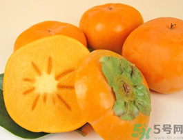 脆柿子可以直接吃嗎？柿子可以直接吃嗎？