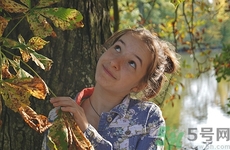 青春期掉頭發(fā)正常嗎?青春期掉頭發(fā)怎么辦 青春期掉頭發(fā)正常嗎?青春期掉頭發(fā)怎么辦