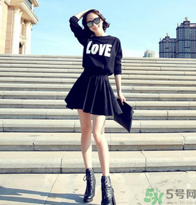 十月份可以穿裙子嗎？十月份穿什么衣服合適？