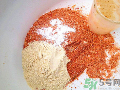 秋天釣魚用什么餌料？秋季釣魚用什么餌料好？