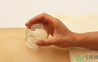 秋天可以拔火罐嗎？秋天拔火罐好嗎？