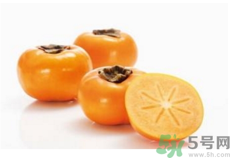 吃柿子后多久可以吃螃蟹？吃柿子后吃螃蟹會(huì)怎樣？