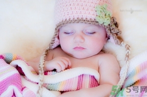 新生兒濕疹怎么引起的？新生兒濕疹如何處理？