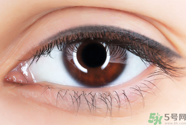 秋天適合割雙眼皮嗎？秋天割雙眼皮好嗎？