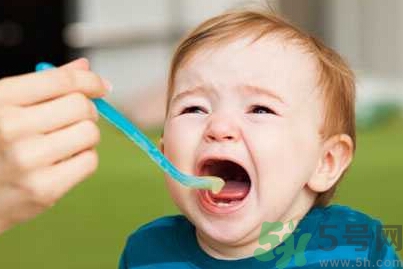 斷奶期間奶漲怎么辦？什么時候斷奶最合適？