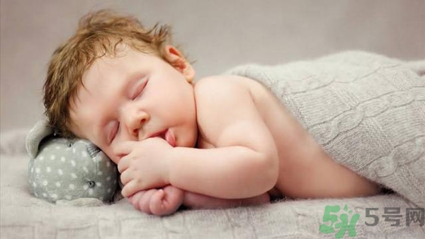 新生兒為什么那么丑？新生兒越丑越好嗎？