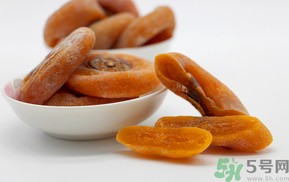 柿餅不能和什么一起吃？柿餅不能和什么同食？