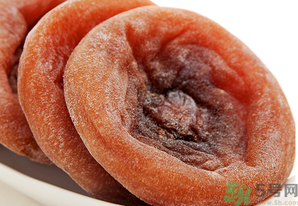 柿餅不能和什么一起吃？柿餅不能和什么同食？