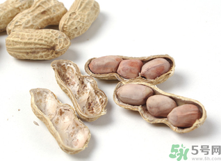 花生殼發(fā)霉了還能吃嗎？花生殼長(zhǎng)霉了還能吃嗎？