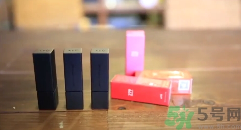 阿芙精油之吻潤(rùn)色唇膏多少錢(qián)?