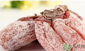 柿餅上的白霜是果肉里折出的什么糖？柿餅上的白霜是什么糖？