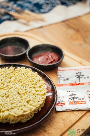 辛拉面是哪個(gè)國(guó)家的？辛拉面怎么煮好吃？