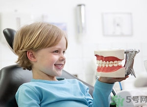 冠周炎可以喝酒嗎?冠周炎喝酒會(huì)怎么樣 冠周炎可以喝酒嗎?冠周炎喝酒會(huì)怎么樣