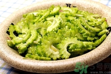 經(jīng)常喝苦瓜水有什么好處？新鮮苦瓜水怎么做比較好喝？
