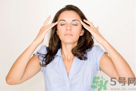 過度疲勞會(huì)導(dǎo)致月經(jīng)推遲嗎？過度勞累月經(jīng)推遲怎么辦？