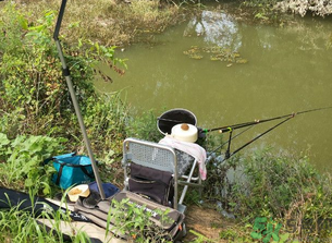 秋天釣魚怎么選釣位置？秋天釣魚怎么選釣位？